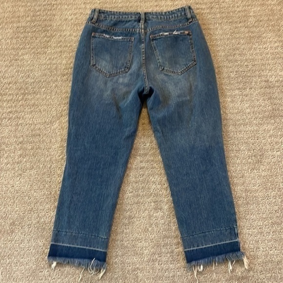 Special A High Rise Distressed Cropped Jeans - Picture 2 of 8